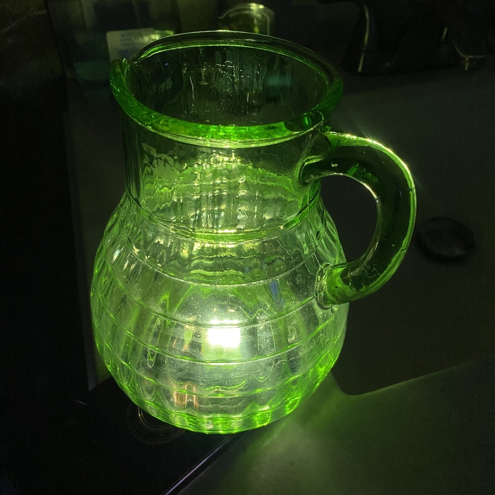 Vintage Hocking Green Uranium Block Optic Bulbous